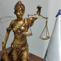 وکیل پایه یک دادگستری در کرج