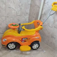 ماشین بازی سالم و تمیز و کم کار باکارتون