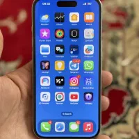 آیفون ۱۵ بسیار تمیز و سالم