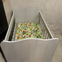 تخت بچه|اسباب و اثاث بچه|دماوند, گیلاوند|دیوار