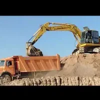 راننده کامیون ده چرخ