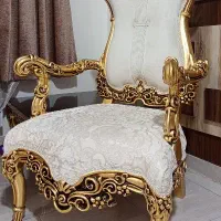 مبل سلطنتی به همراه میز نهارخوری|مبلمان خانگی و میز عسلی|پرند, فاز ۴|دیوار