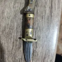 چاقو قدیمی|کلکسیون اشیاء عتیقه|پردیس, فاز ۳|دیوار