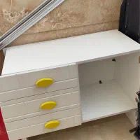 میز کشو دار