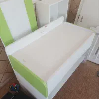 یک دستگاه موتور شارژی و دو عدد تخت وکمدبچه|اسباببازی بچه|کازرون, |دیوار