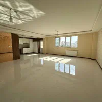 حاشیه خیابان بهداشت ( محمدوده گلچین)