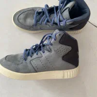 کتونی  ساق دار آدیداس adidas اورجینال بدون مشابه41
