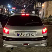 چراغ عقب ۲۰۶