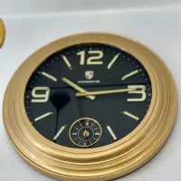 ساعت دیواری