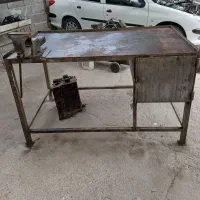 میزکار همراه با گیره