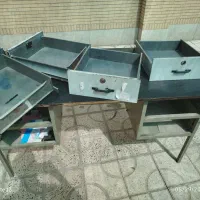 میز کاری مناسب و تمیز