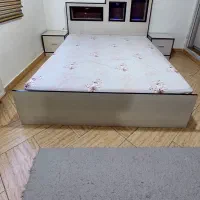 سرویس تخت دونفره+میزآرایشی+کمد