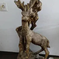 مجسمه سالنی و پایه ی گچی بزرگ