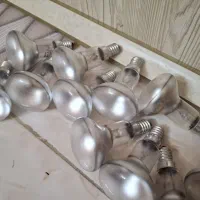 لامپ ۴۰ وات تعداد 13 عدد با سرپیچ