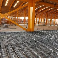 بتن ریزی ماله پروانه قالبندی ایزوگام آسفالت شیار|خدمات پیشه و مهارت|اصفهان, نقش جهان|دیوار