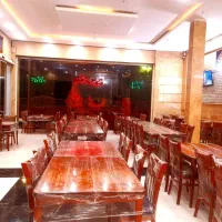 میز ناهار خوری