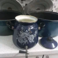 دو عدد قابلمه و کتری شیر دار