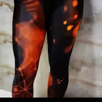شخص|لباس|رباط‌کریم, رباط‌کریم|دیوار