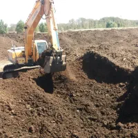 پخش کود حیوانی گاوی پوسیده به تعدادی ۲۰۰۰کامیون|خدمات باغبانی و درختکاری|محمدیه-قزوین, |دیوار