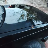 به یک استا کار نقاشی خودرو یا شاگر که وارد باشه