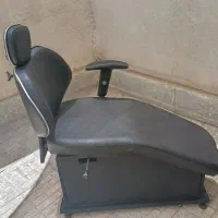 صندلی آرایشگری در حد نو