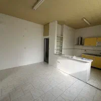 اجاره سالیانه یکخوابه همکف داخل شهر حیاط مستقل