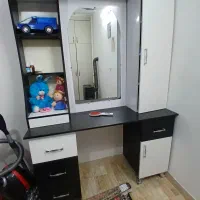 کمد ویترین .سرخ کن نو .|آینه|اراک, |دیوار