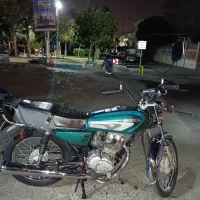 موتور هندا|موتورسیکلت|ری, جوانمرد قصاب|دیوار