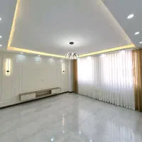 50متر-پارکینگ-سندی-طبقه-اول-سالن-غرق-نور-فول