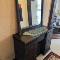 کنسول و آینه