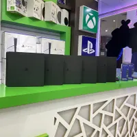 * پلی استیشن ۴ *