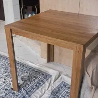 میز ابعاد ۸۰×۸۰ تمیز