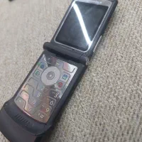 گوشی موبایل موتورولا v3