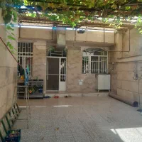 خانه ویلایی ۱۸۰ متری در هشتگرد - ینگی امام