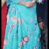 لباس محلی سبز روشن