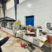 لبه چسبان۷ایستگاه