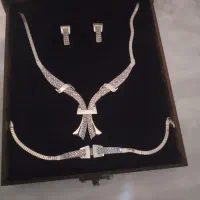 سرویس طلا سفید شیک پاپیون تراش خورده