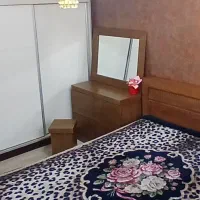 میز توالت یا آرایش چوبی۴ کشو ریلی همراه آینه صندلی