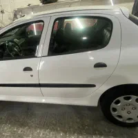 206بدون رنگ تمیز۶۹۰باروکش چرم|خودرو سواری و وانت|اصفهان, باغ نگاره|دیوار