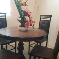 میز ناهارخوری ۴ نفره شیک و کم‌جا