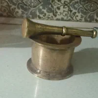 هاونگ قدیمی برنجی پنج کیلو نیم|کلکسیون اشیاء عتیقه|تهران, دولاب|دیوار