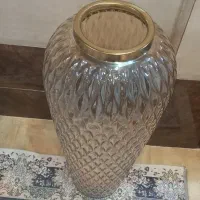 گلدان شیشه  و گل|گل مصنوعی|خوی, |دیوار