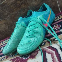 کفش فوتبال سایز ۴۱