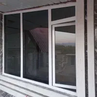 درب وپنجره دوجداره توری