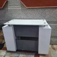 میز چرخدار شیک|میز تحریر و کامپیوتر|خرم‌آباد, |دیوار