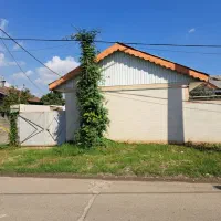 فروش خانه حیاط ویلایی همراه با استخر