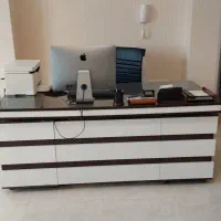 استخدام‌ کارمند منشی  و بازار یاب خانم