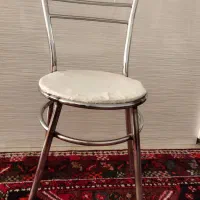 صندلی برای مغازه