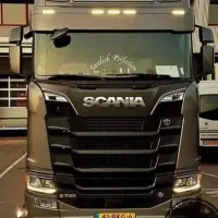 راننده ماشین سنگین هستم