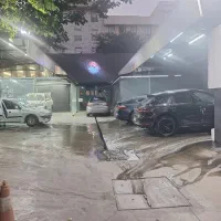 کارگر کارواش